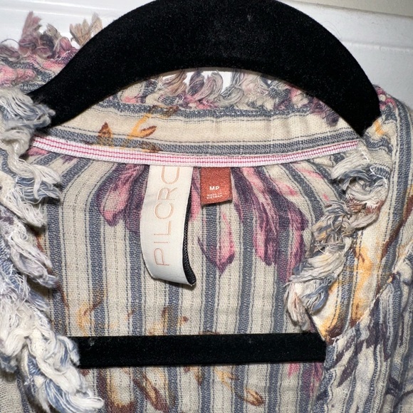 Stylish shirt and skirt Collection - Picture 4 of 12